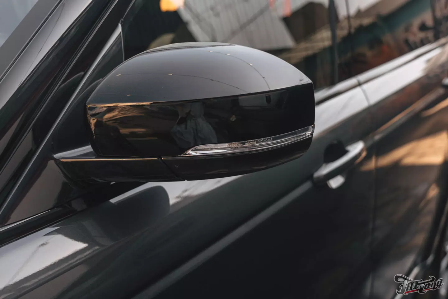 Новый образ Range Rover Sport: оклейка в матовый полиуретан, шумоизоляция дверей, выдвижные пороги. Сравним матовый и глянцевый автомобили!